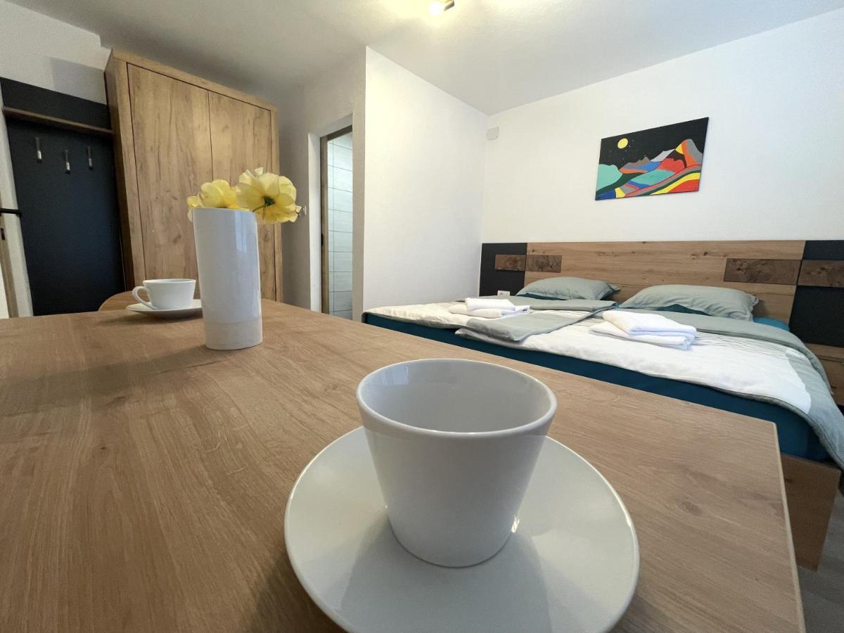 Apartments And Rooms Pri Baslju Cerkno Exterior foto